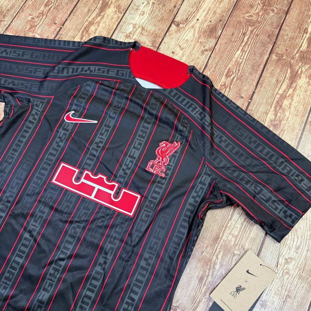 Nike Liverpool FC LeBron James Jersey Womens Small Black Red Slim Fit Activewear
